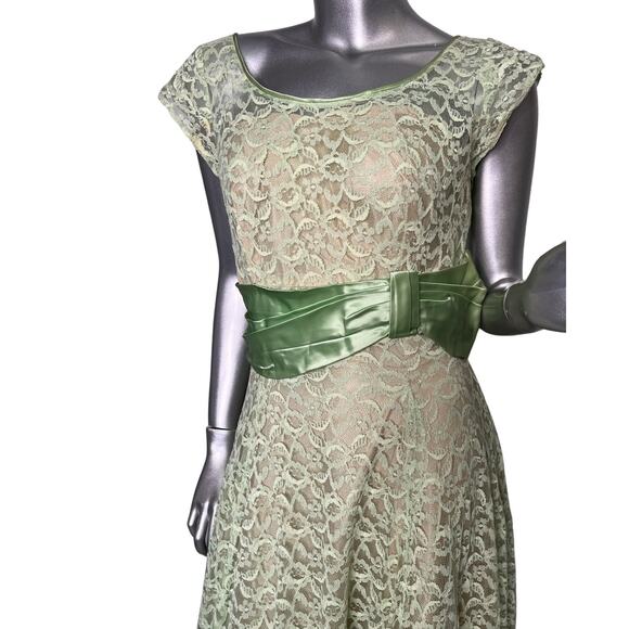 Vintage 1960s Emma Domb Green Lace Evening Gown Medium - Picture 2 of 6